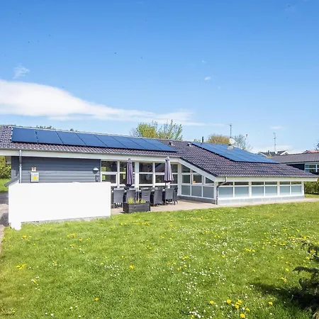 14 Person In Ebeltoft-by Traum *